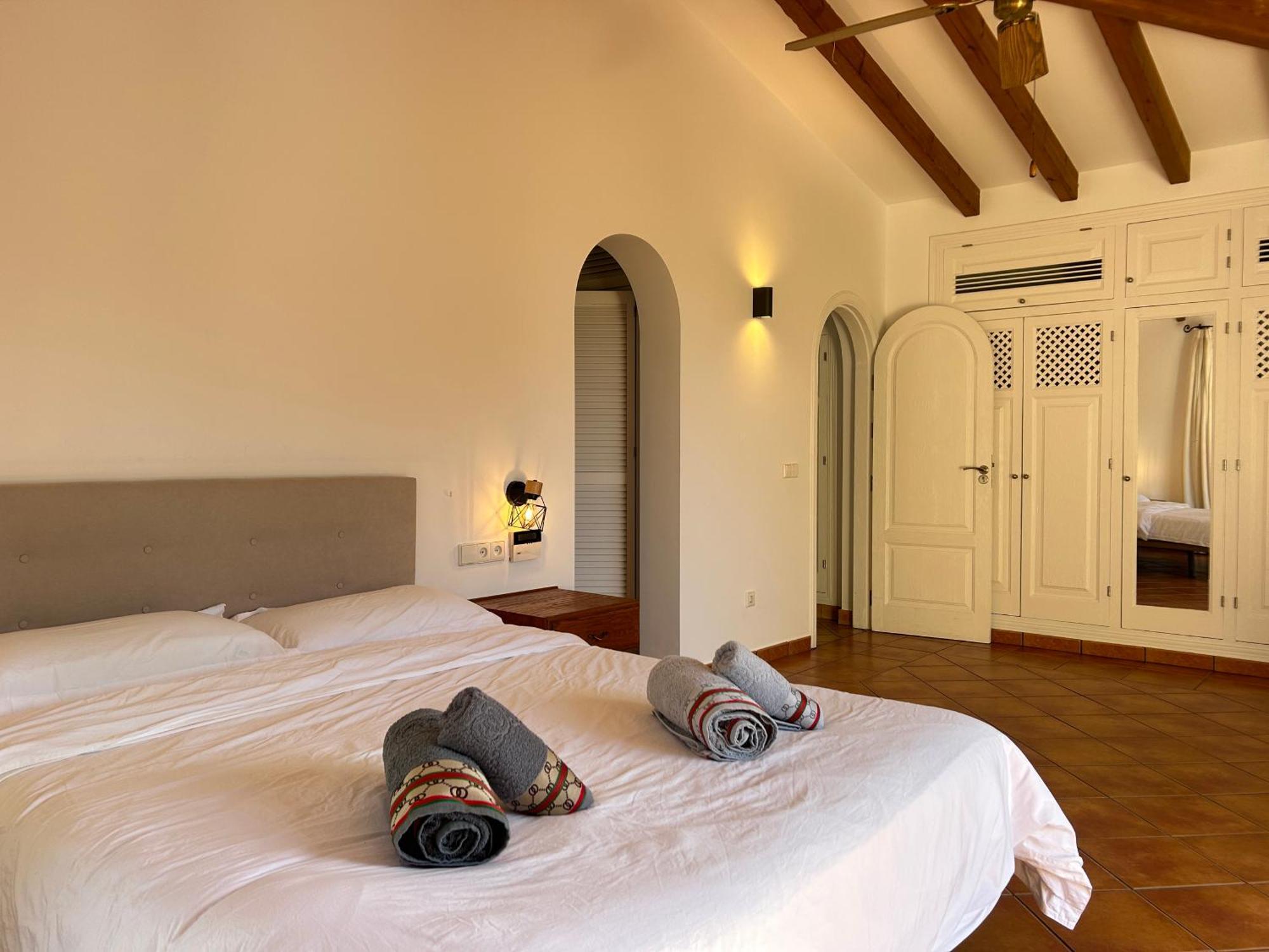 Villa Close To The Beach In Μαρμπέλλα Εξωτερικό φωτογραφία